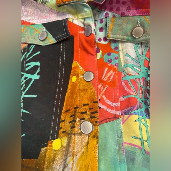 Size L Simply Art to Wear jacket featuring artwork by Jane Davies from Dolcezza - Picture 5 of 5